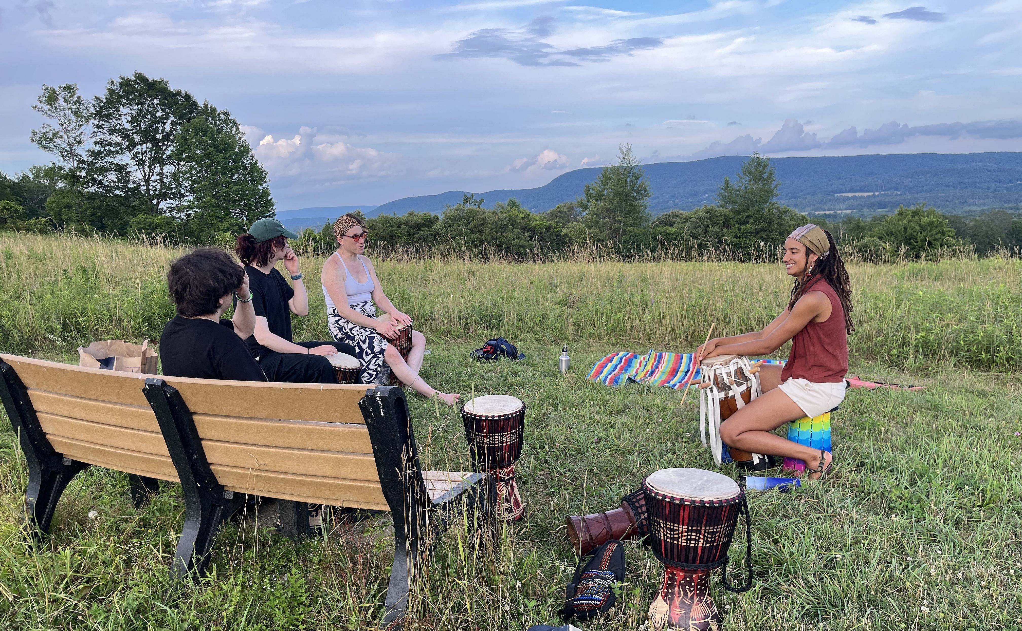 Salon: An Outdoor Co-Creation Experience